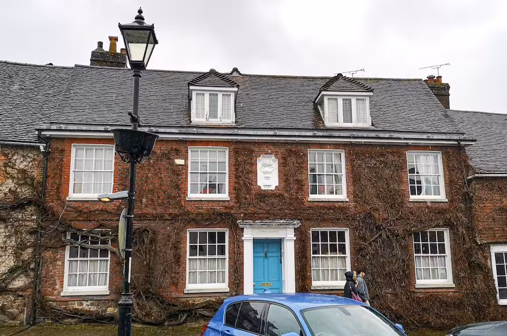 17th century village centre house west sussex